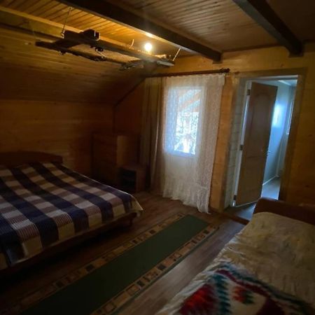 Gostynna Hata Hotel Mykulychyn Buitenkant foto