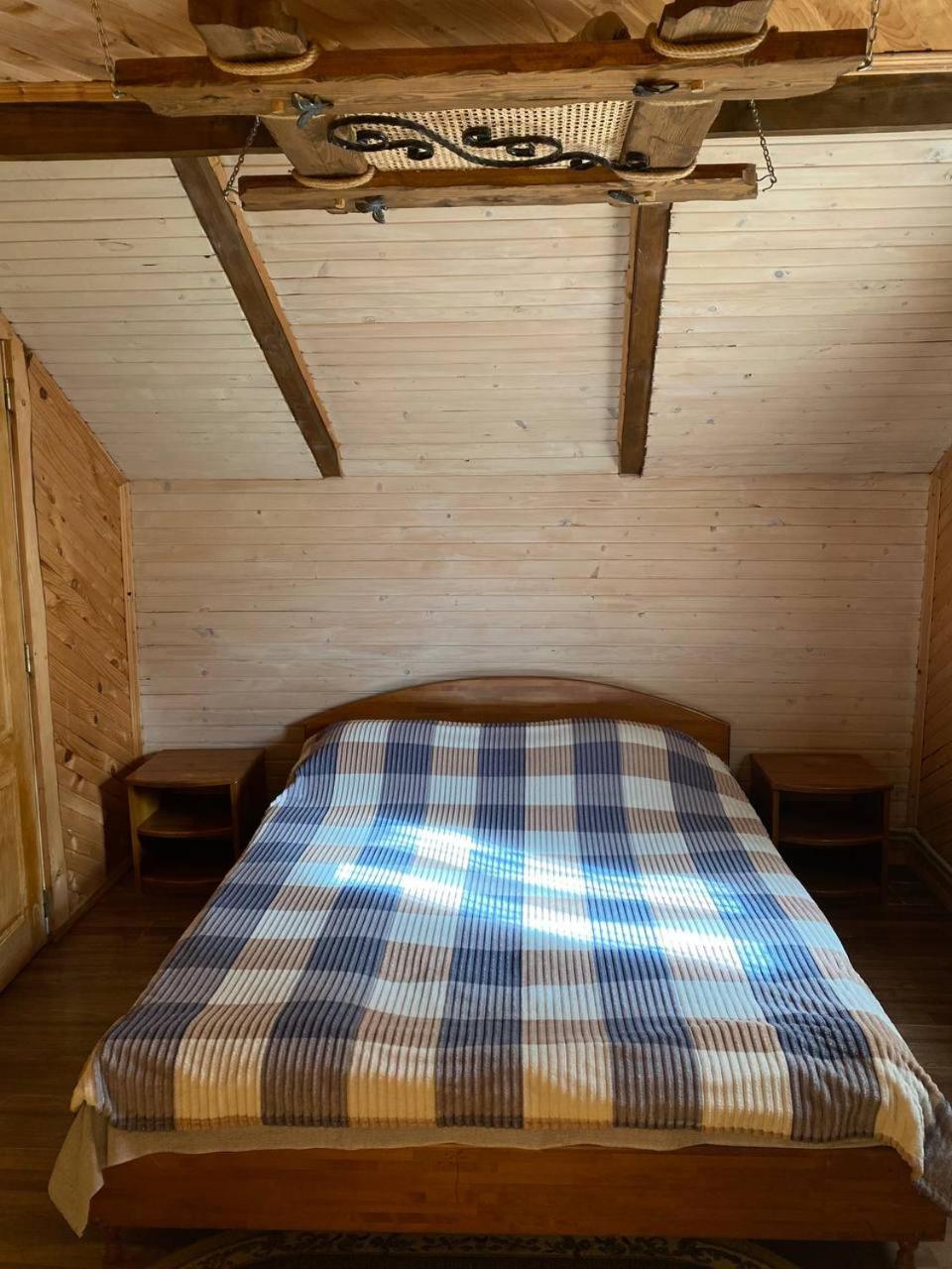 Gostynna Hata Hotel Mykulychyn Buitenkant foto